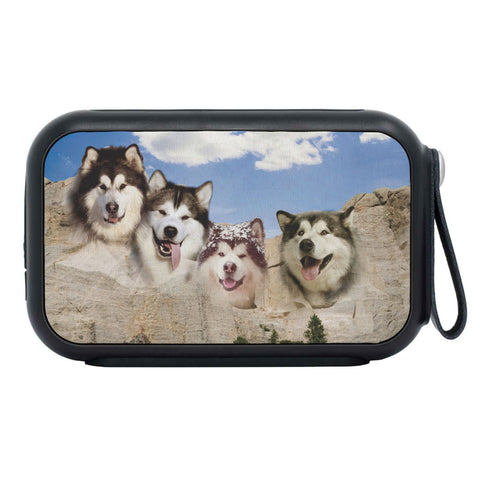 Alaskan malamute On Mount Rushmore Print Bluetooth Speaker